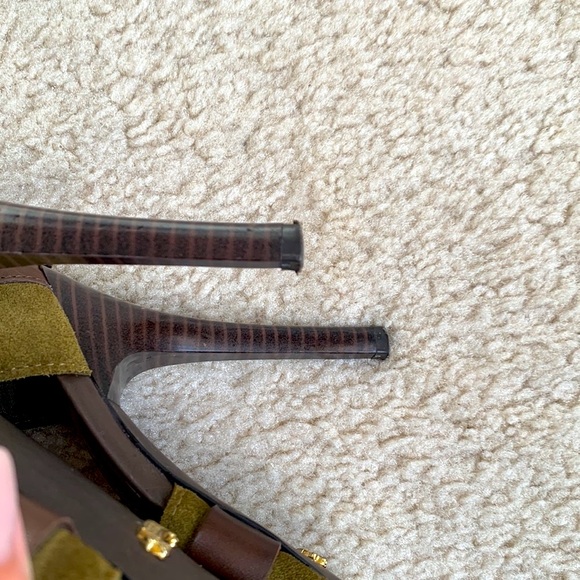 Size 6.5 Fergie safe and brown caged heels - Picture 3 of 5